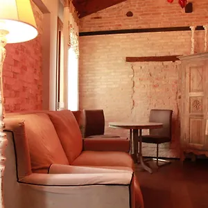 3* Bed & Breakfast Rosso Charm